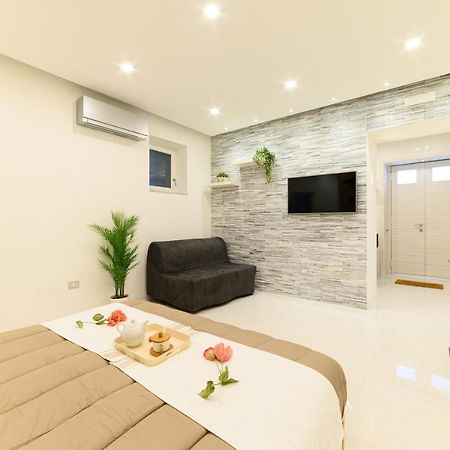Luxury Apartment Salerno Center Luaran gambar